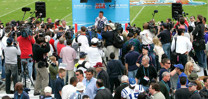2007-Super-Bowl-XLI-Media-Day-Peyton-Manning.jpg